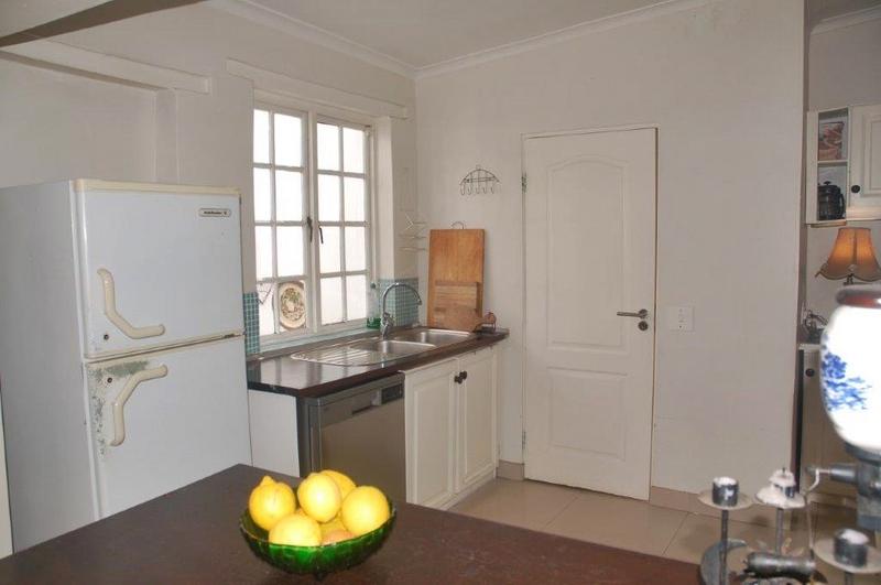 2 Bedroom Property for Sale in Gardens Western Cape